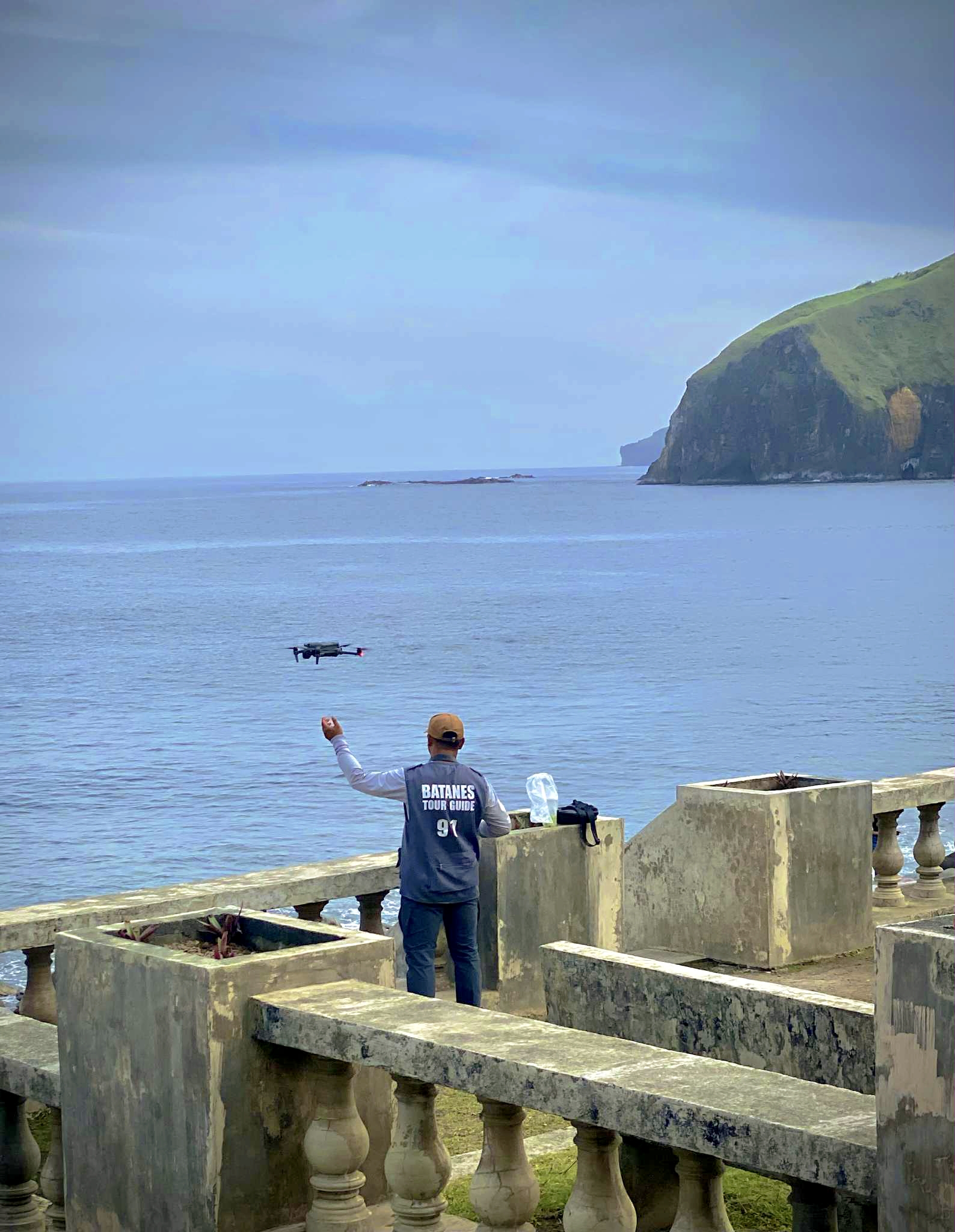 Tour guide Ikil, Batanes